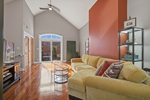 Tiny photo for 4323 W Peterson Avenue, Chicago, IL 60646 (MLS # 12544563)