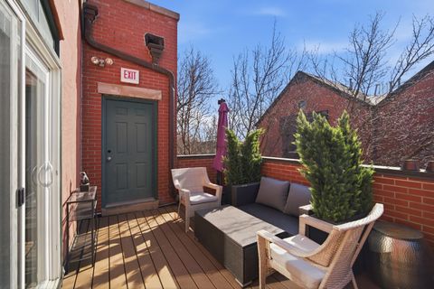 Tiny photo for 4323 W Peterson Avenue, Chicago, IL 60646 (MLS # 12544563)