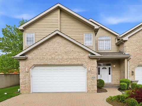 Photo of Westchester, IL 60154 (MLS # 12634490)