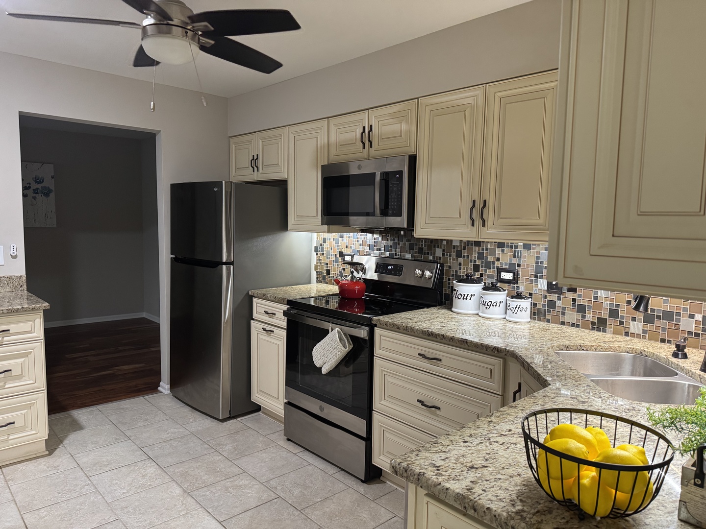 50 Lake Boulevard 612