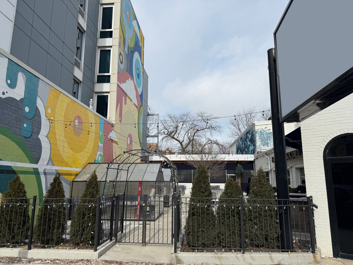 1814 W Chicago Avenue