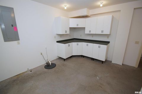 Tiny photo for 5529 Baraboo Court, Davenport, IA 52804 (MLS # QC4267691)