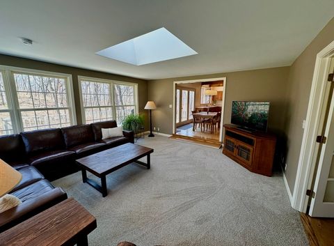 Tiny photo for 4N609 Pheasant Run Drive, St. Charles, IL 60175 (MLS # 12580157)