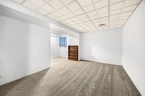 Tiny photo for 5 Longview Court, South Elgin, IL 60177 (MLS # 12609302)