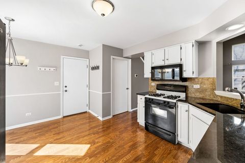 Tiny photo for 5 Longview Court, South Elgin, IL 60177 (MLS # 12609302)