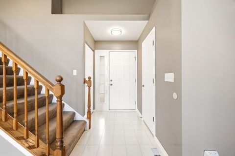 Tiny photo for 5 Longview Court, South Elgin, IL 60177 (MLS # 12609302)