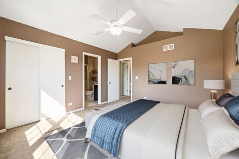 Tiny photo for 5 Longview Court, South Elgin, IL 60177 (MLS # 12609302)