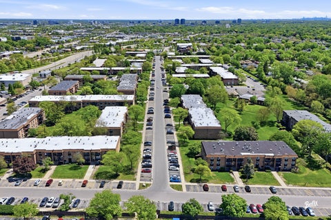 Tiny photo for 720 Hill Drive #8-302, Hoffman Estates, IL 60169 (MLS # 12736764)