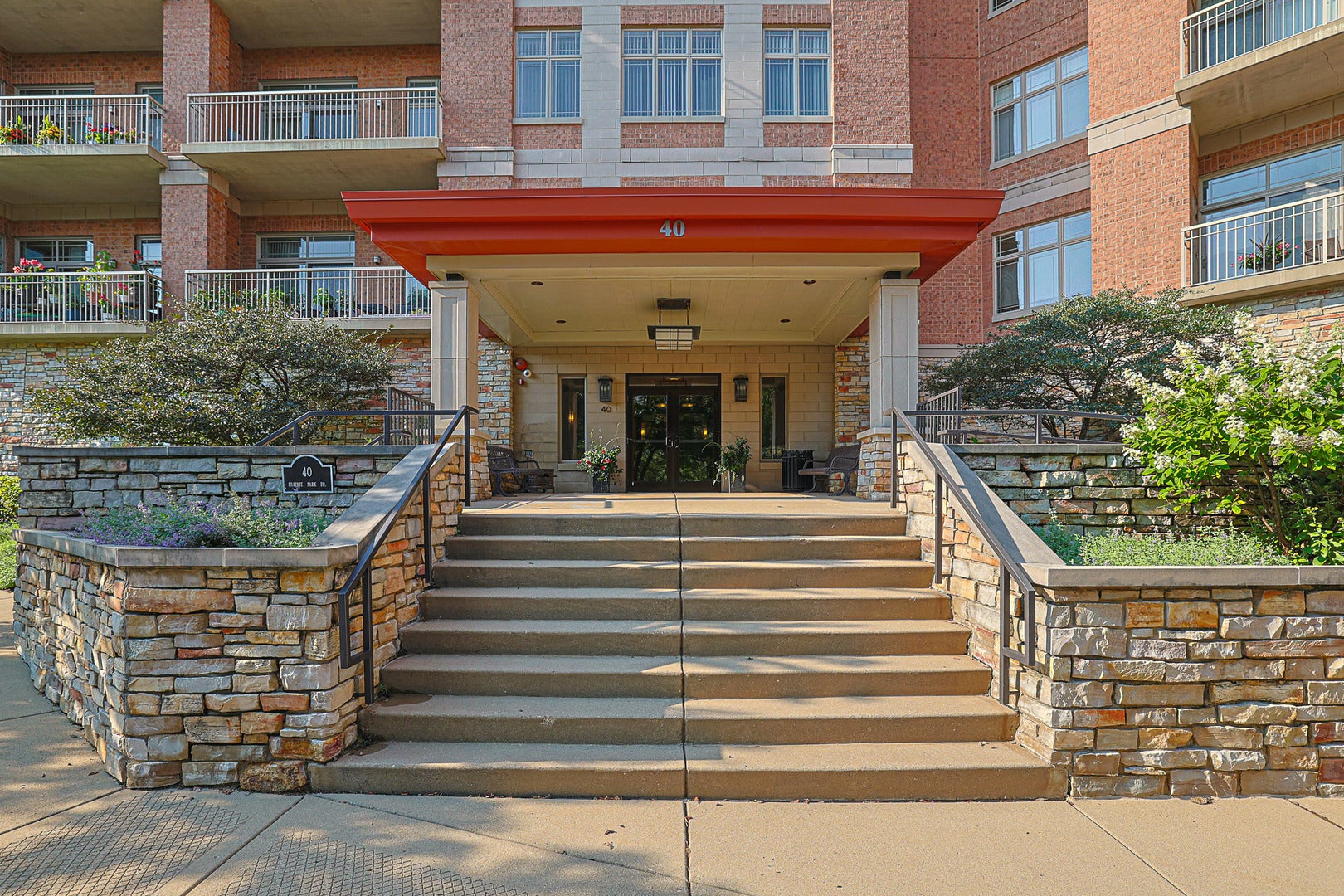 40 Prairie Park Drive 601