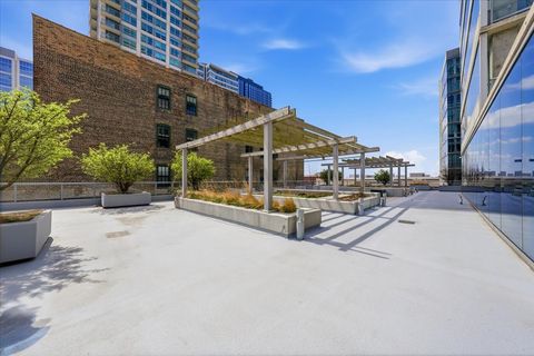 Tiny photo for 611 S Wells Street #1110, Chicago, IL 60607 (MLS # 12681673)