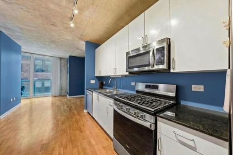 Tiny photo for 611 S Wells Street #1110, Chicago, IL 60607 (MLS # 12681673)