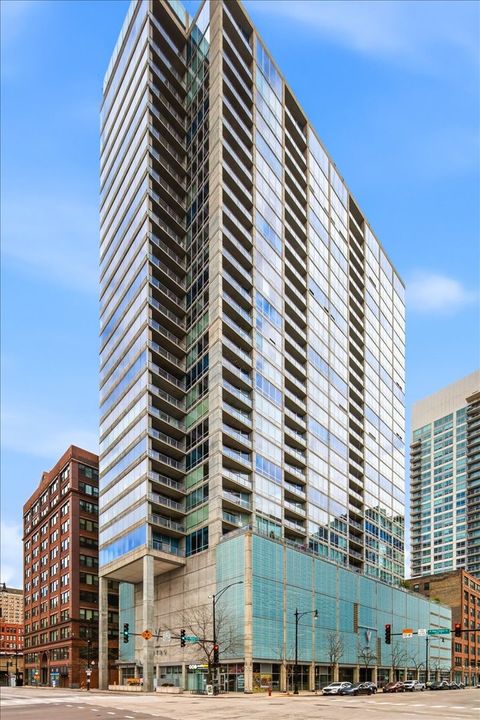 Tiny photo for 611 S Wells Street #1110, Chicago, IL 60607 (MLS # 12681673)