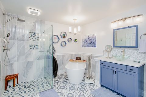 Tiny photo for 1401 Plum Court #D, Mount Prospect, IL 60056 (MLS # 12508193)