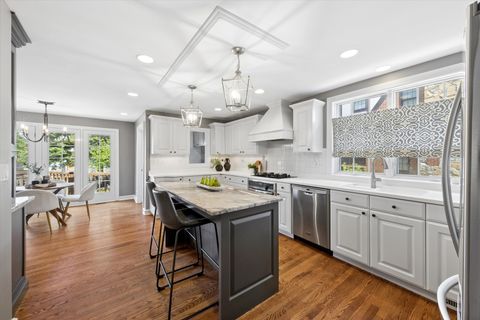 Tiny photo for 349 E Ridge Avenue, Elmhurst, IL 60126 (MLS # 12632808)