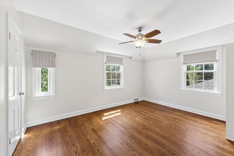 Tiny photo for 349 E Ridge Avenue, Elmhurst, IL 60126 (MLS # 12632808)
