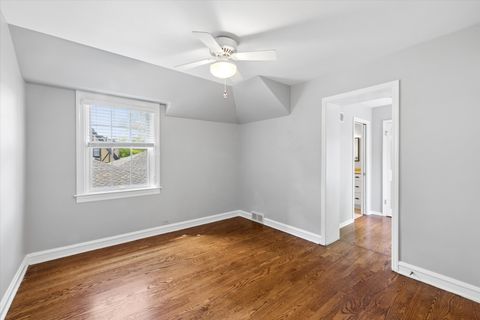 Tiny photo for 349 E Ridge Avenue, Elmhurst, IL 60126 (MLS # 12632808)