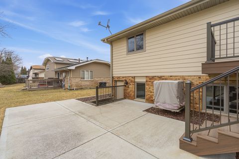 Tiny photo for 13707 W Carefree Drive, Homer Glen, IL 60491 (MLS # 12581681)