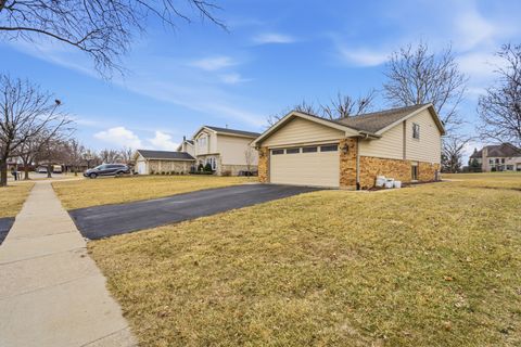 Tiny photo for 13707 W Carefree Drive, Homer Glen, IL 60491 (MLS # 12581681)