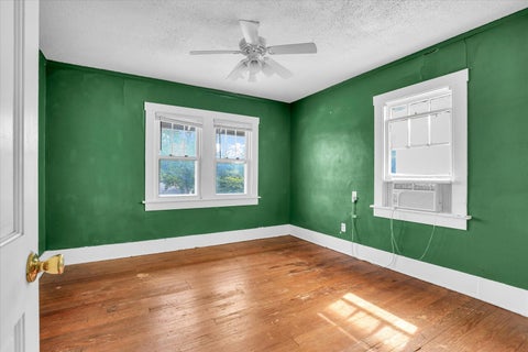 Tiny photo for 1305 W Macon Street, Decatur, IL 62522 (MLS # 12693654)