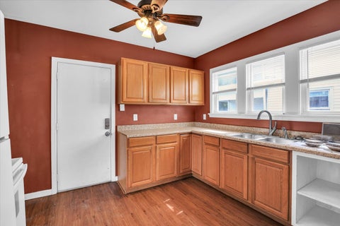 Tiny photo for 1305 W Macon Street, Decatur, IL 62522 (MLS # 12693654)