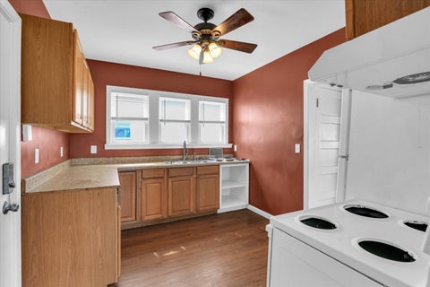 Tiny photo for 1305 W Macon Street, Decatur, IL 62522 (MLS # 12693654)