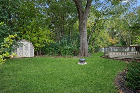 Tiny photo for 706 S Carriage Hill Road, Island Lake, IL 60042 (MLS # 12469202)