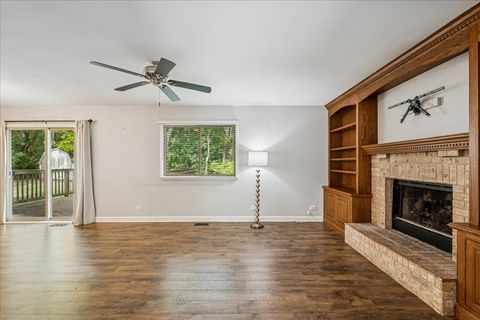 Tiny photo for 706 S Carriage Hill Road, Island Lake, IL 60042 (MLS # 12469202)