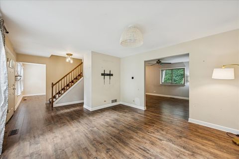 Tiny photo for 706 S Carriage Hill Road, Island Lake, IL 60042 (MLS # 12469202)