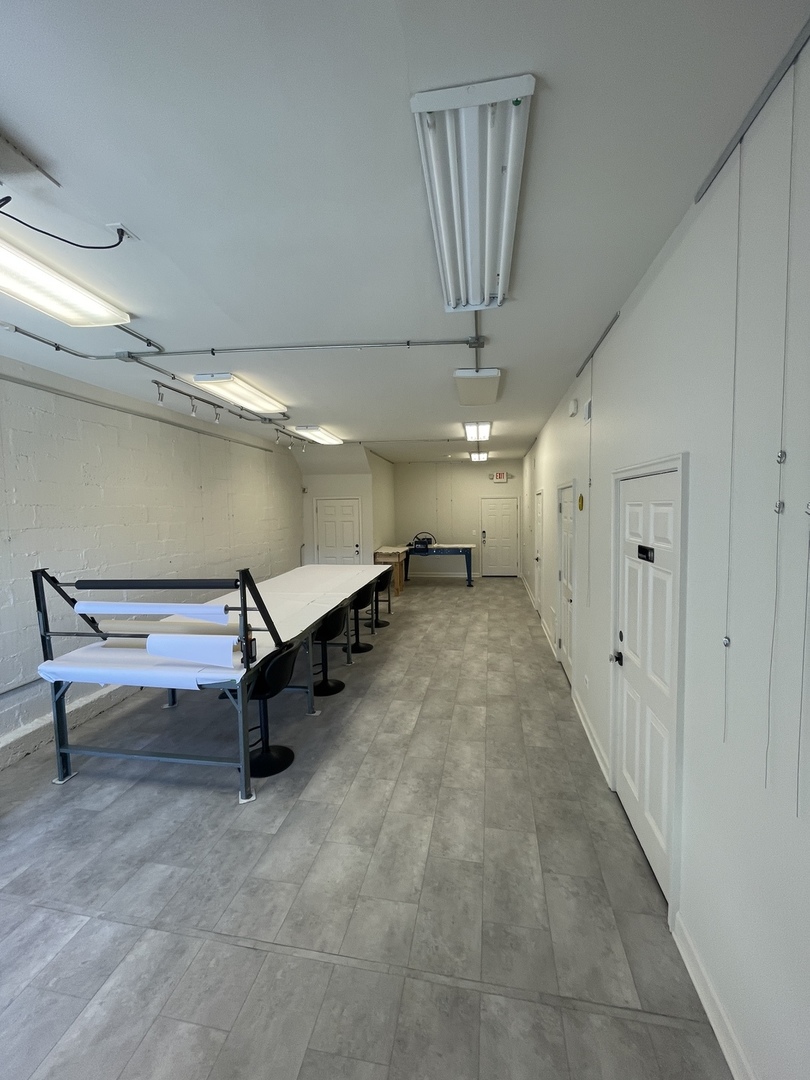 205 W Galena Boulevard