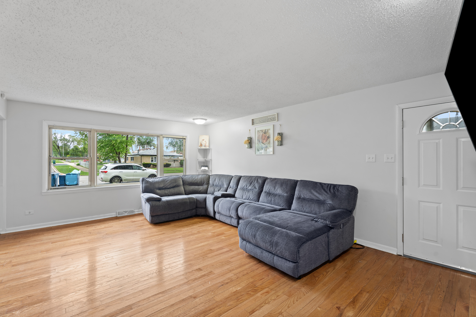 4416 W 123rd Place
