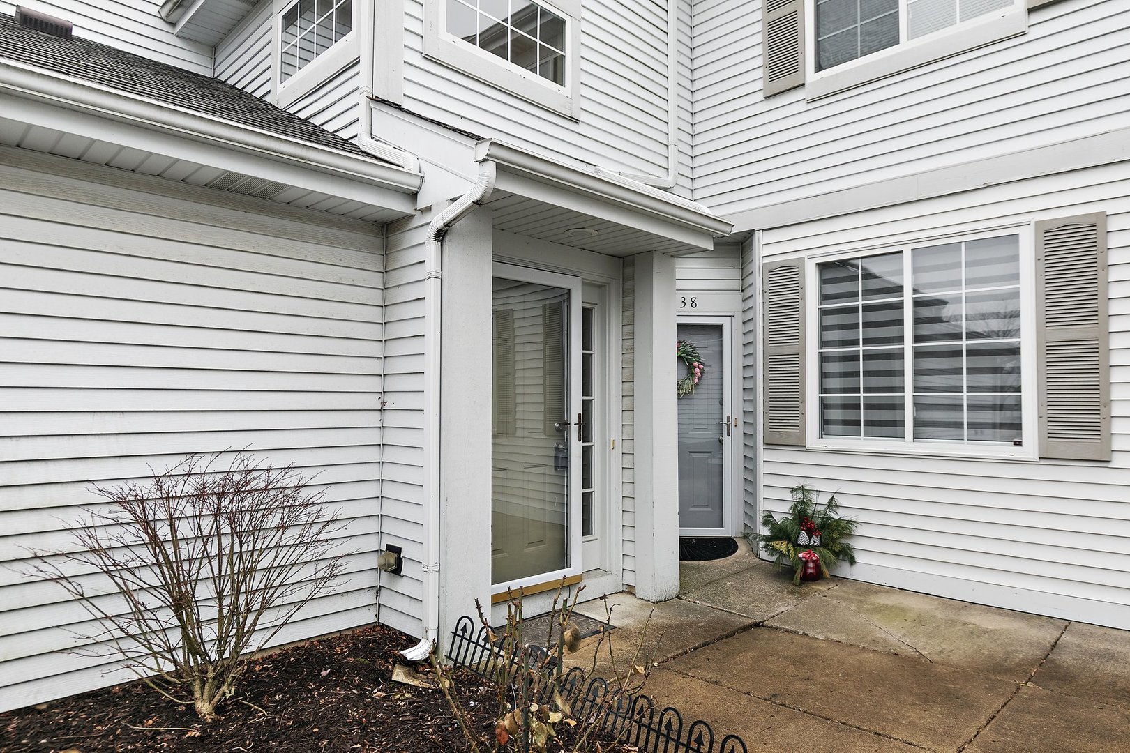 240 CAMEL BEND Court 0