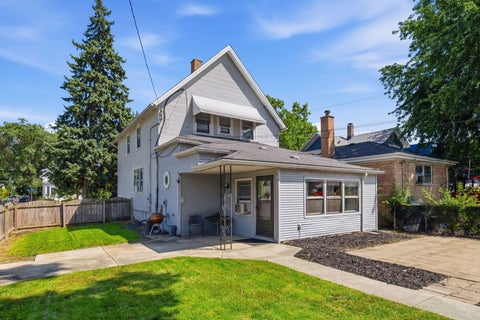 Tiny photo for 12402 Maple Avenue, Blue Island, IL 60406 (MLS # 12743043)