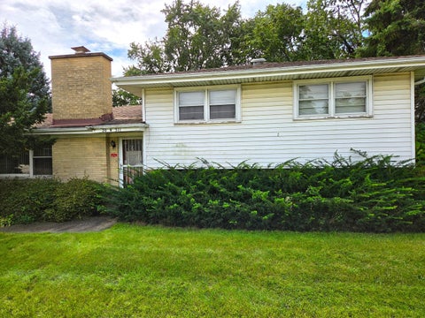 Photo of 20W511 Army Trail Boulevard, Addison, IL 60101 (MLS # 12765920)