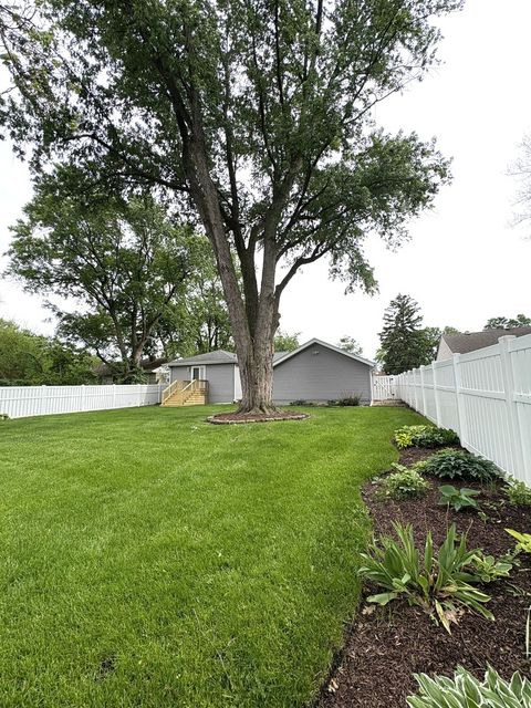 Tiny photo for 1234 Hickory Road, Homewood, IL 60430 (MLS # 12658875)