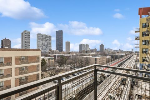 Tiny photo for 1122 W Catalpa Avenue #705, Chicago, IL 60640 (MLS # 12371318)