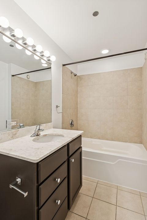 Tiny photo for 1122 W Catalpa Avenue #705, Chicago, IL 60640 (MLS # 12371318)