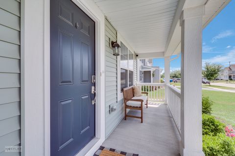 Tiny photo for 1024 Daniel Street, Plano, IL 60545 (MLS # 12419894)
