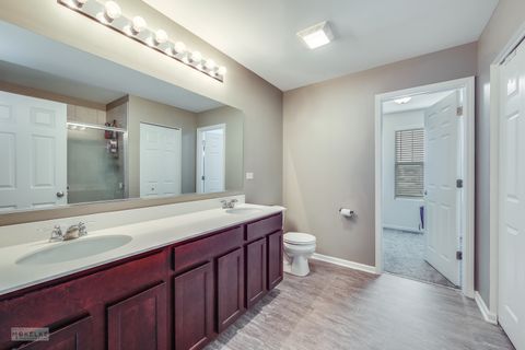 Tiny photo for 1024 Daniel Street, Plano, IL 60545 (MLS # 12419894)