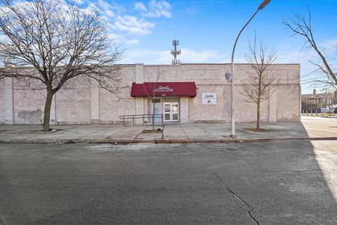 5352 W Chicago Avenue Chicago IL 60651