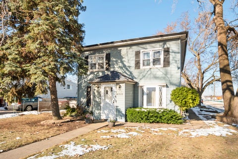 Tiny photo for 7000 W 74th Street, Chicago, IL 60638 (MLS # 12685082)