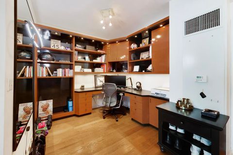 Tiny photo for 160 E Illinois Street #1005, Chicago, IL 60611 (MLS # 12625331)