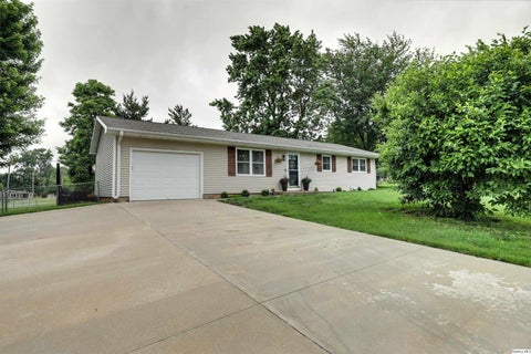 Photo of 5211 Willer Dr. S. Dr, Quincy, IL 62305 (MLS # 12672459)