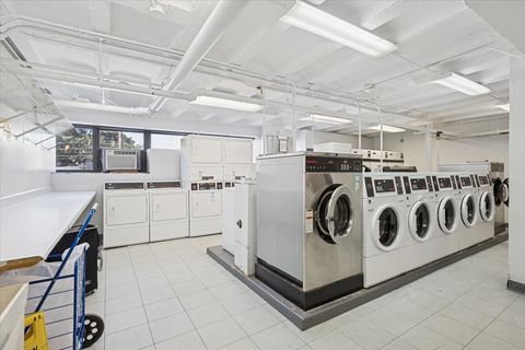 Tiny photo for 6030 N Sheridan Road #807, Chicago, IL 60660 (MLS # 12493749)