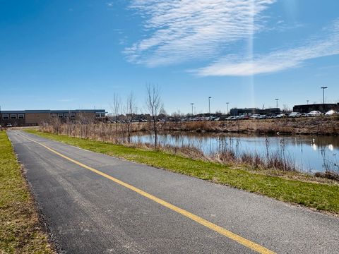 Tiny photo for 10824 Laramie Avenue, Oak Lawn, IL 60453 (MLS # 12600847)