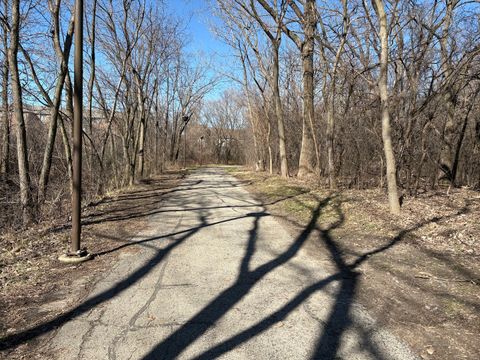 Tiny photo for 10824 Laramie Avenue, Oak Lawn, IL 60453 (MLS # 12600847)