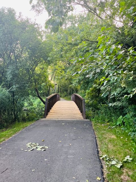 Tiny photo for 10824 Laramie Avenue, Oak Lawn, IL 60453 (MLS # 12600847)