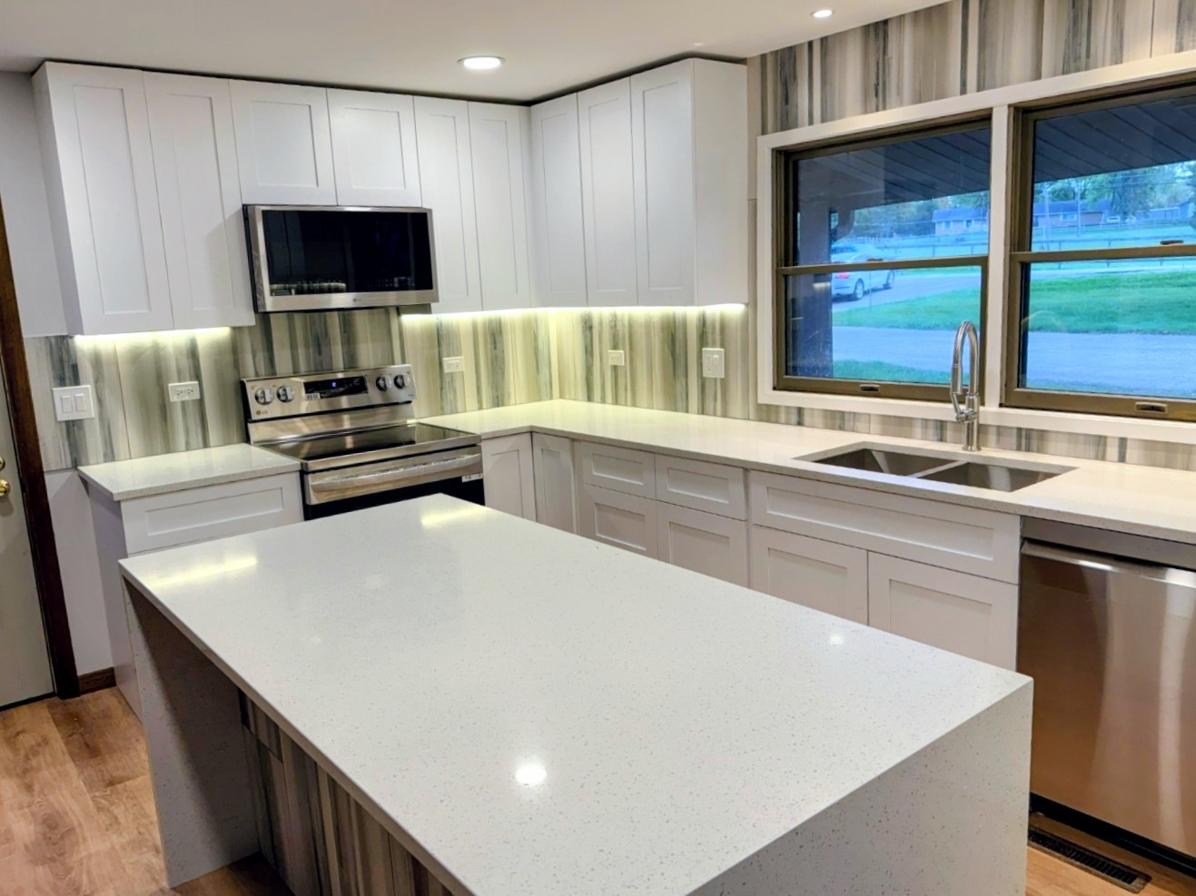 27996 W Roberts Road