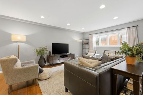 Tiny photo for Evanston, IL 60201 (MLS # 12597737)