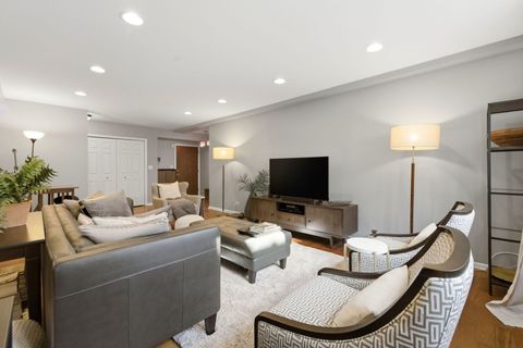 Tiny photo for Evanston, IL 60201 (MLS # 12597737)