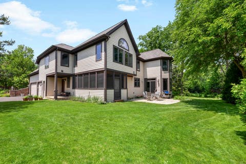 Tiny photo for 901 Kenton Road, Deerfield, IL 60015 (MLS # 12670005)
